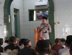 Kapolres Sumbawa Barat Gelar Jumat Keliling, Ajak Masyarakat Jaga Kamtibmas dan Berantas Narkoba