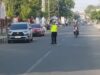 Sat Lantas Polres Dompu Gelar Strong Point Pagi, Wujudkan Kamseltibcarlantas yang Aman dan Lancar