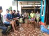 Sambang Warga Binaan, Bhabinkamtibmas Polsek Donggo Imbau Warga Jaga Silaturahmi dan Sampaikan Pesan Kamtibmas