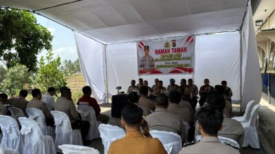 Kapolres Lombok Timur AKBP Ariakta Gagah Nugraha Laksanakan Kunjungan Kerja ke Polsek Suela, Tekankan Profesionalisme dan Pelayanan kepada Masyarakat